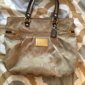 Coach Poppy Bag